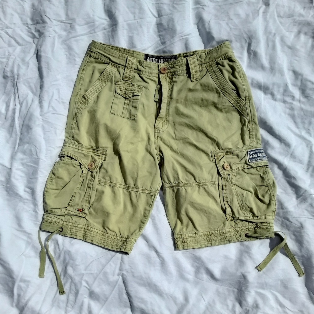 Akoo shorts